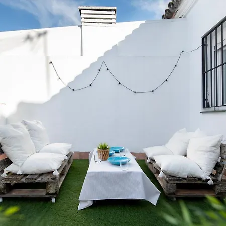 Con Terraza En Centro By Rent Me Appartement